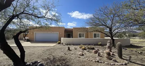 6 Nielson Ln, Tubac, AZ 85646