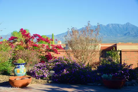 3911 Via Del Tordo, Green Valley, AZ 85622