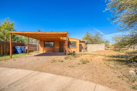 1988 S Longfellow Pl, Tucson, AZ 85711