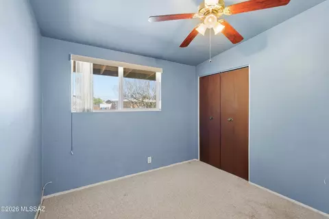 Bedroom - 7326 E Montecito Dr, Tucson, AZ 85710 photo 5 of 7