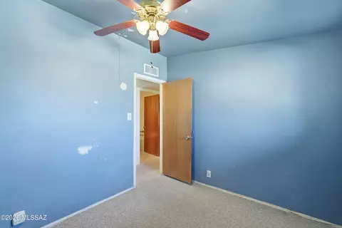 Bedroom - 7326 E Montecito Dr, Tucson, AZ 85710 photo 4 of 7