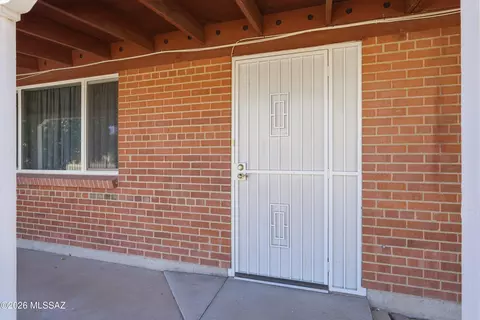 Exterior - 7326 E Montecito Dr, Tucson, AZ 85710 photo 1 of 7