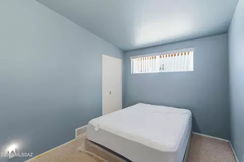 Bedroom - 7326 E Montecito Dr, Tucson, AZ 85710 photo 6 of 7