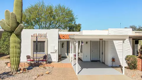 361 N Calle De Las Profetas, Green Valley, AZ 85614