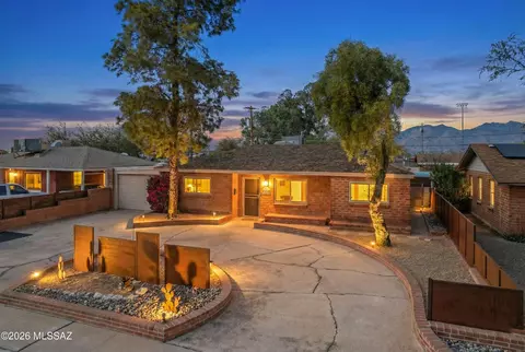4713 E 9th St, Tucson, AZ 85711