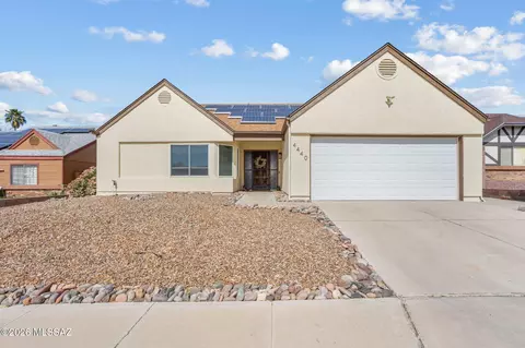4440 W Rockwood Dr, Tucson, AZ 85741