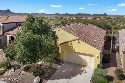 9949 N Crook Ln, Tucson, AZ 85742