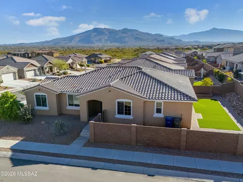 9708 E Crystal Point Trl, Tucson, AZ 85747