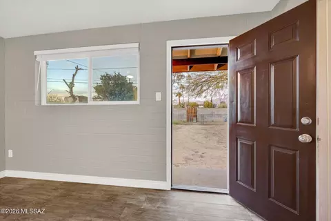 Entry Way - 2313 E 23rd St, Tucson, AZ 85713 photo 4 of 4