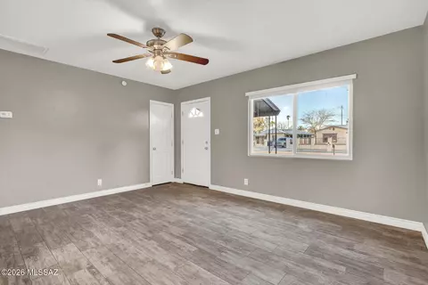 Living - 2313 E 23rd St, Tucson, AZ 85713 photo 4 of 5