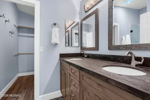 Bath - 2152 E Tabular Pl, Oro Valley, AZ 85755 photo 1 of 3
