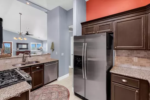 Kitchen - 2152 E Tabular Pl, Oro Valley, AZ 85755 photo 1 of 3