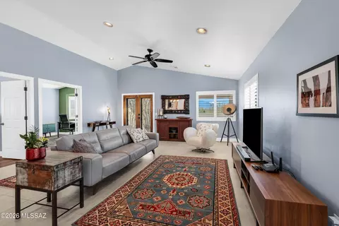 Living - 2152 E Tabular Pl, Oro Valley, AZ 85755 photo 1 of 5