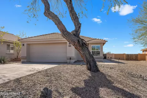 Exterior - 2152 E Tabular Pl, Oro Valley, AZ 85755 photo 8 of 8