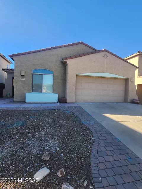10046 E Cedar Hill Dr, Tucson, AZ 85748
