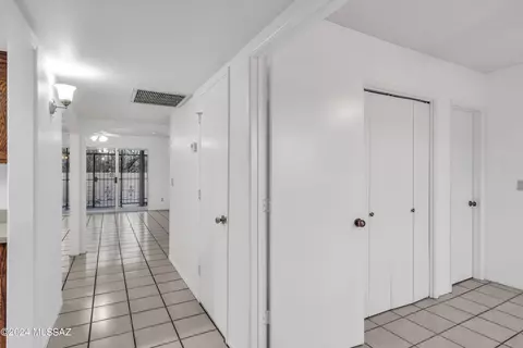 Entry Way - 7860 E Baker St, Tucson, AZ 85710 photo 2 of 3