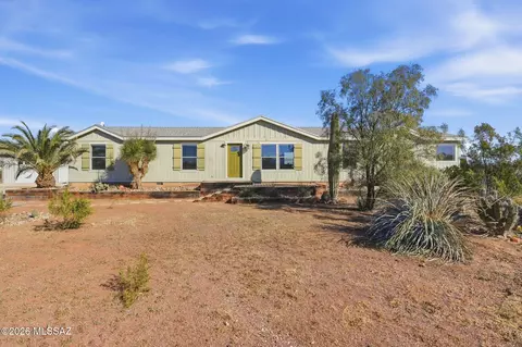 17911 W Husker Ln, Marana, AZ 85653