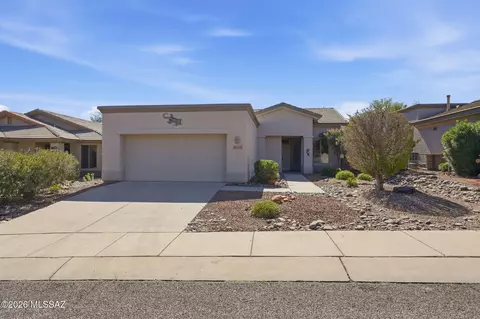 4613 S Pinnacle Peak Dr, Green Valley, AZ 85622
