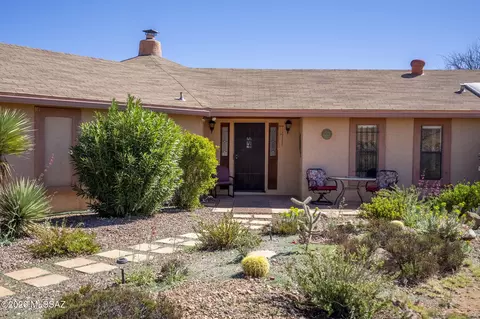 3 Baca Corte Corte, Patagonia, AZ 85624