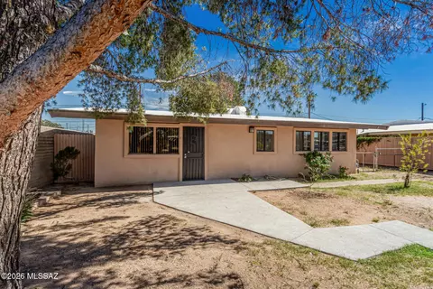 2107 S Amigo Ave, Tucson, AZ 85713