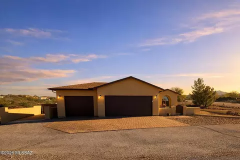 140 N Westview Dr, Vail, AZ 85641
