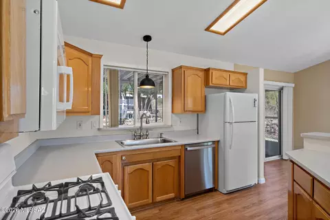 3477 S Goldleaf Loop, Tucson, AZ 85735 photo 9