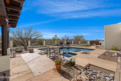 Exterior - 3790 E Tapia Dr, Vail, AZ 85641 photo 7 of 10