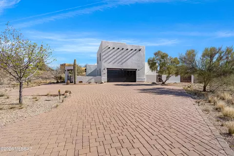Exterior - 3790 E Tapia Dr, Vail, AZ 85641 photo 2 of 10