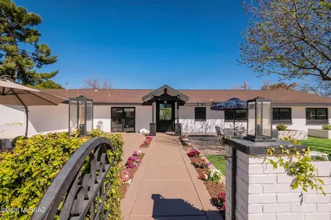 5991 E San Mateo St, Tucson, AZ 85715