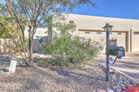 7581 E Desert Anchor Blvd, Tucson, AZ 85715