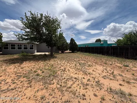 Exterior - 905 E Clouse St, Pearce, AZ 85625 photo 9 of 10