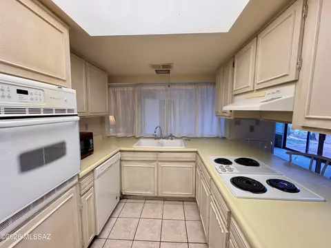 Kitchen - 1200 E Geneva St, Pearce, AZ 85625 photo 2 of 4