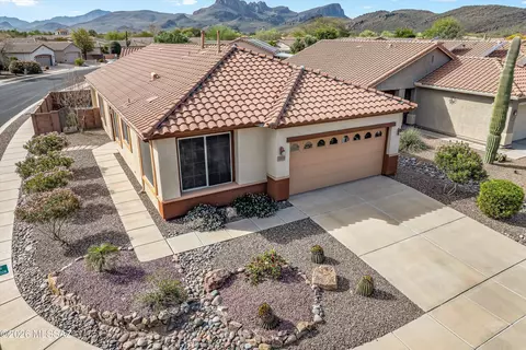 7819 W Red Clay Ln, Tucson, AZ 85743