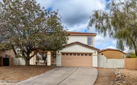 12878 N Desert Olive Dr, Oro Valley, AZ 85755
