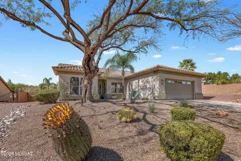 8977 N Treasure Mountain Dr, Tucson, AZ 85742