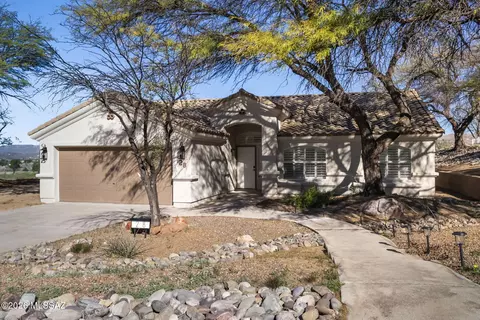 28 Kents Ave, Rio Rico, AZ 85648