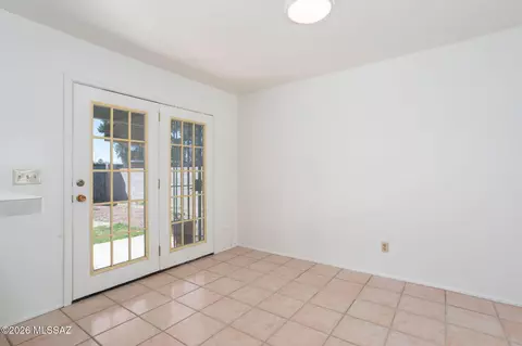 Dining - 7440 E 45th St, Tucson, AZ 85730 photo 3 of 3