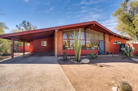 Exterior - 824 E Mitchell Dr, Tucson, AZ 85719 photo 4 of 14