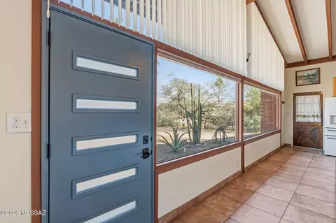 Entry Way - 824 E Mitchell Dr, Tucson, AZ 85719 photo 1 of 1