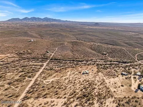 View/Area - 24510 E Marsh Station Rd, Benson, AZ 85602 photo 9 of 12