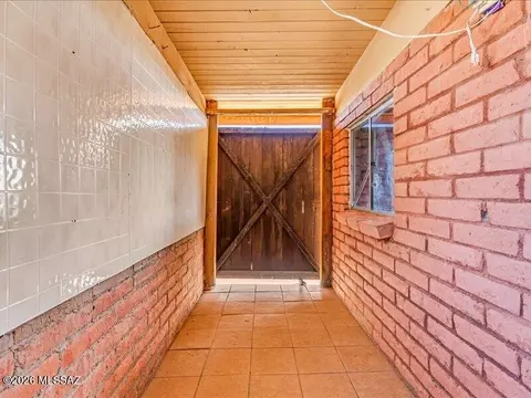Entry Way - 24510 E Marsh Station Rd, Benson, AZ 85602 photo 1 of 1