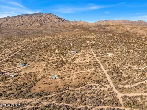 View/Area - 24510 E Marsh Station Rd, Benson, AZ 85602 photo 2 of 12