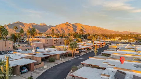 465 W Calle Lindero, Tucson, AZ 85704