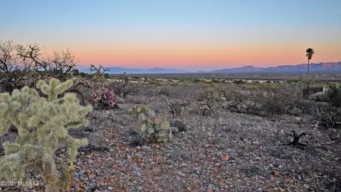 758 W Camino Encanto, Green Valley, AZ 85622