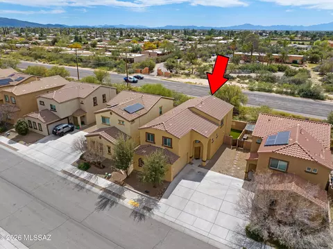 View/Area - 8878 E Abrams Loop, Tucson, AZ 85710 photo 3 of 4