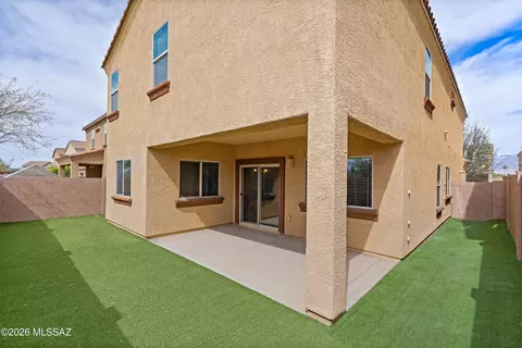 Exterior - 8878 E Abrams Loop, Tucson, AZ 85710 photo 6 of 7