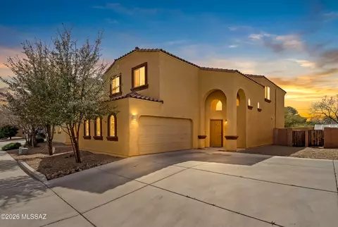 8878 E Abrams Loop, Tucson, AZ 85710