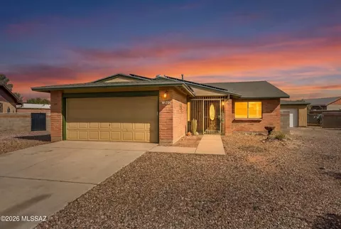 7940 E Constant Pl, Tucson, AZ 85730