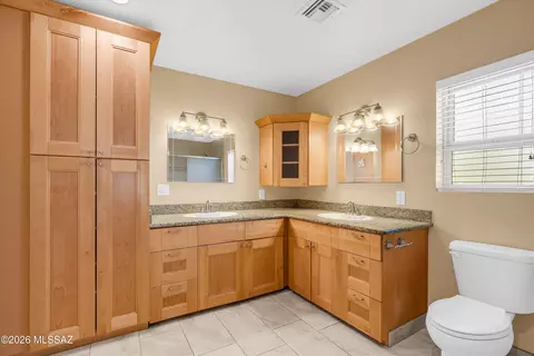 Bath - 7940 E Constant Pl, Tucson, AZ 85730 photo 1 of 3