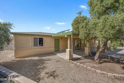 Exterior - 7940 E Constant Pl, Tucson, AZ 85730 photo 4 of 7